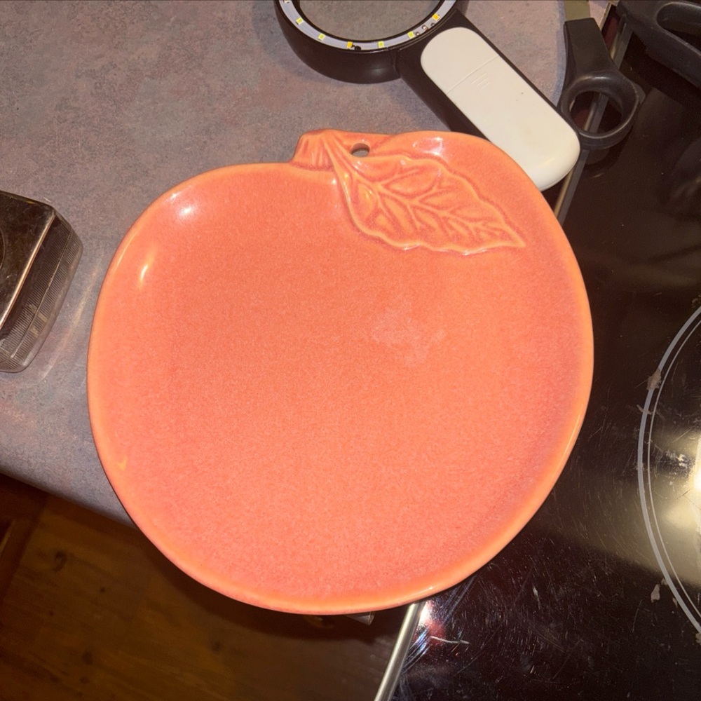 Peach-Shaped Ceramic Plate